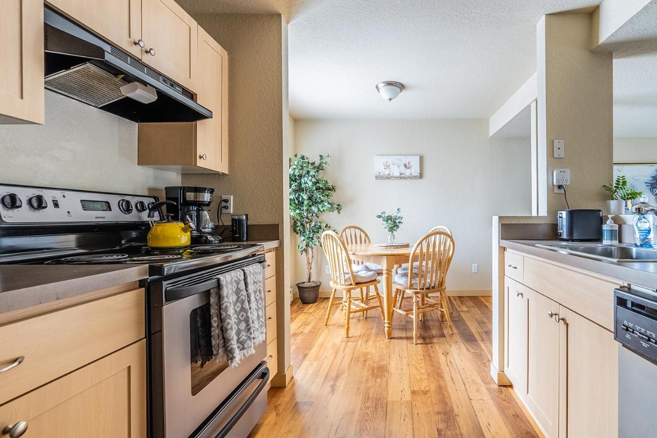 Beautiful And Cozy One Bedroom Apartment -Wifi, Bbq, Patio, Dog Park, Close To Greenlake And Northgate Seattle Exterior foto